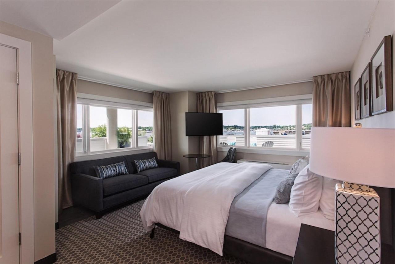 Fathoms Hotel & Marina Port Washington Екстер'єр фото